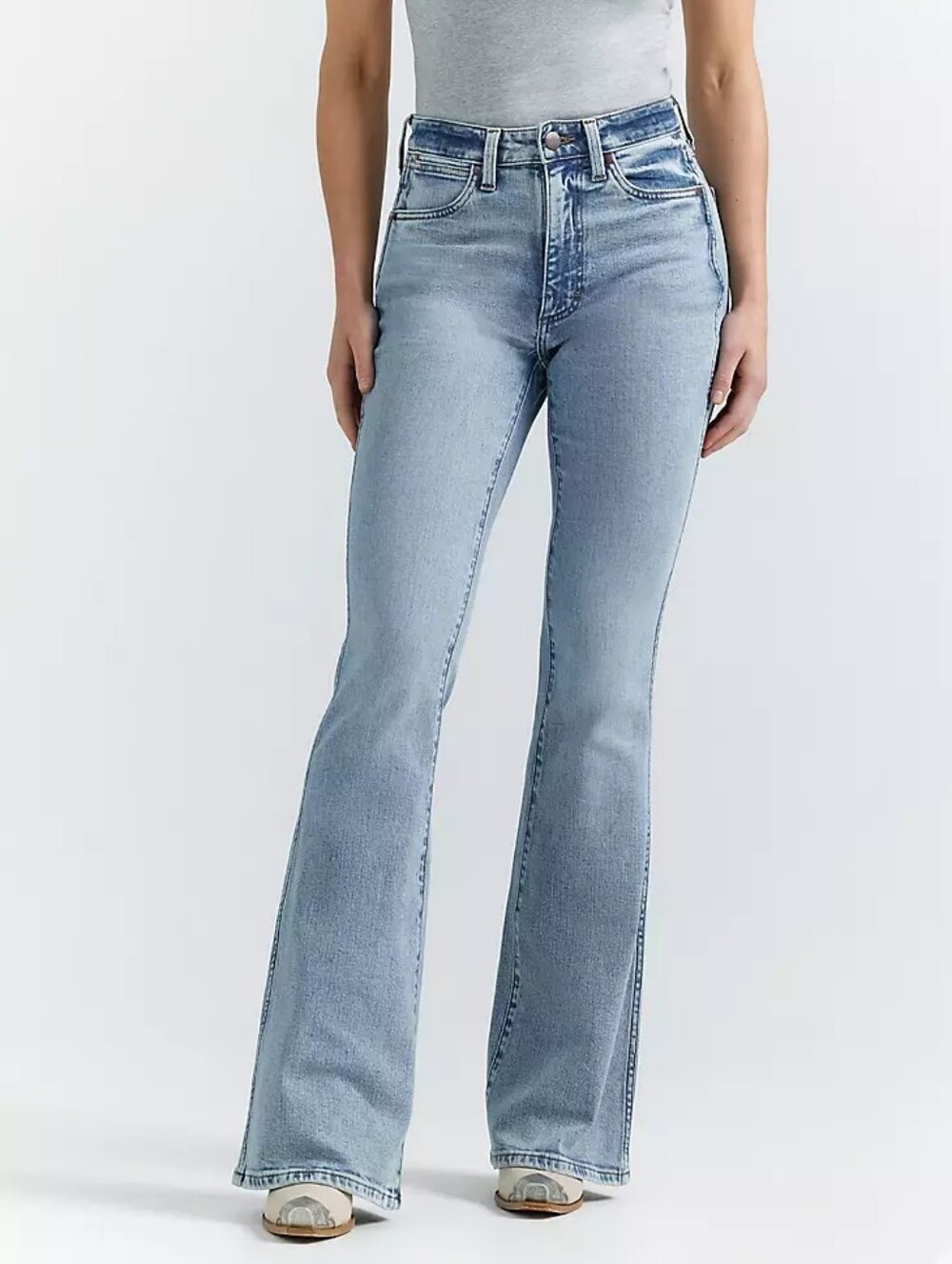 Women's Wrangler Retro® Bailey High Rise Flare Jean. 33X34